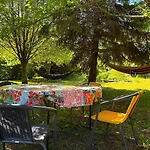 L'eau Vive 6 Pers Parc 3000m2 A 50 M De La Riviere *