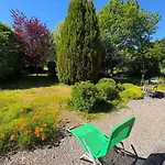 Villa L'eau Vive 6 Pers Parc 3000m2 A 50 M De La Riviere *