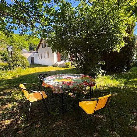 Villa L'eau Vive 6 Pers Parc 3000m2 A 50 M De La Riviere *
